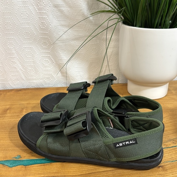 Astral Men's PFD Sandal size 9 cedar green - Picture 6 of 11